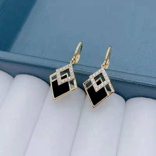 Fashion Diamond Shuangling-shaped Temperament Earrings